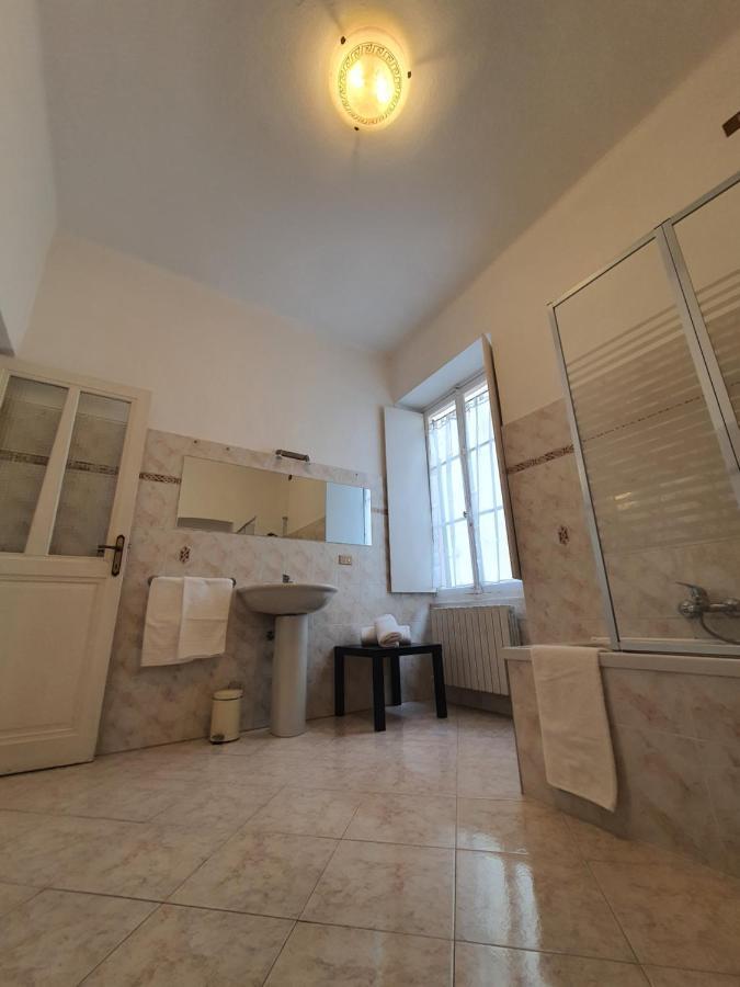 Villa Arcobaleno Rondo Garibaldi San Remo Buitenkant foto