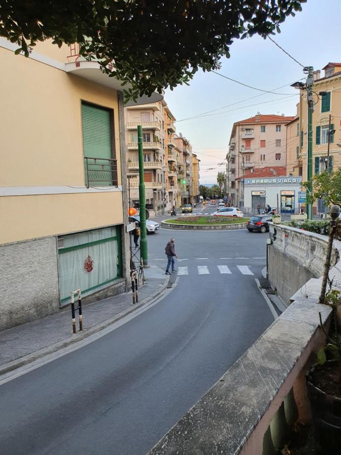 Villa Arcobaleno Rondo Garibaldi San Remo Buitenkant foto